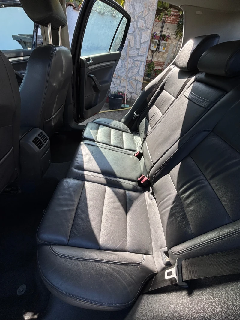 VW Golf 2.0 FSI , снимка 11 - Автомобили и джипове - 52330142