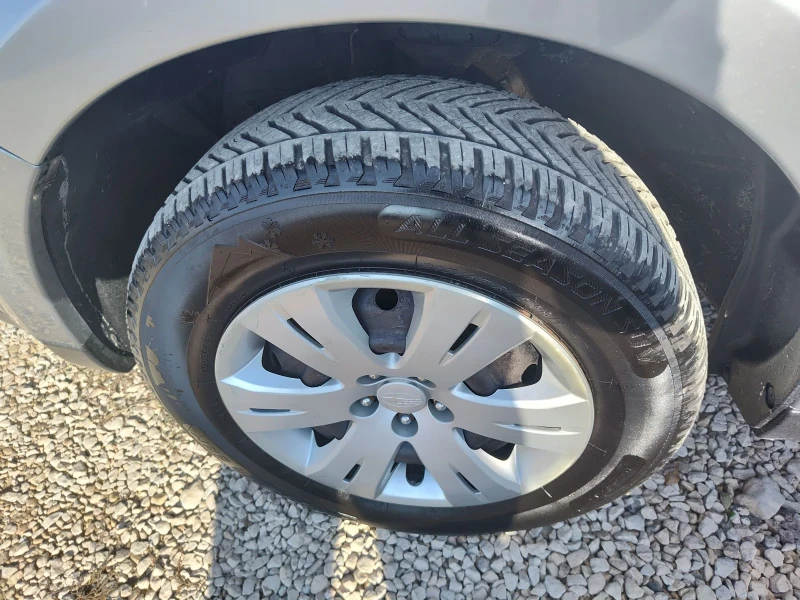 Subaru Forester 2.0i4x4 газ, снимка 13 - Автомобили и джипове - 51904114