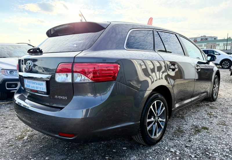 Toyota Avensis 2.0i Швейцария Facelift , снимка 6 - Автомобили и джипове - 52130434