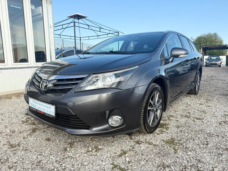 Toyota Avensis 2.0i Швейцария Facelift , снимка 4 - Автомобили и джипове - 52130434