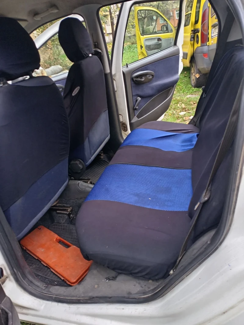 Fiat Punto, снимка 10 - Автомобили и джипове - 52460071