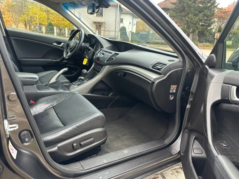 Honda Accord 2.4-EXECUTIVE-AUTOMAT-EURO5NetherLands-1Г-ГАРАНЦИЯ, снимка 9 - Автомобили и джипове - 52504593