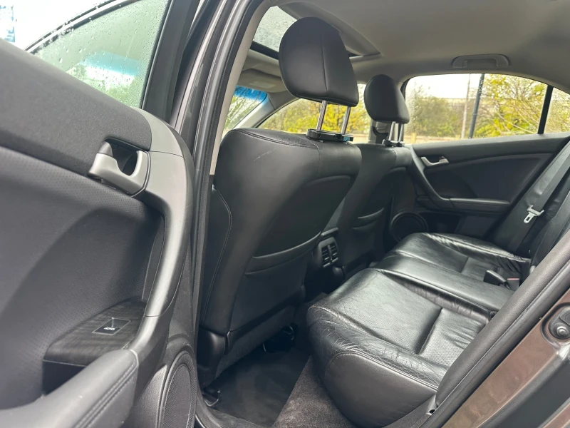 Honda Accord 2.4-EXECUTIVE-AUTOMAT-EURO5NetherLands-1Г-ГАРАНЦИЯ, снимка 12 - Автомобили и джипове - 52504593