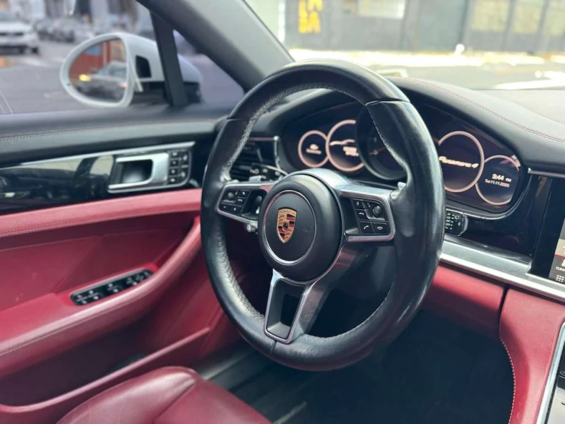 Porsche Panamera 4 / КРАЙНА ЦЕНА, снимка 12 - Автомобили и джипове - 52551144