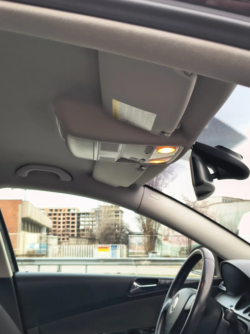 VW Passat, снимка 12 - Автомобили и джипове - 53089888