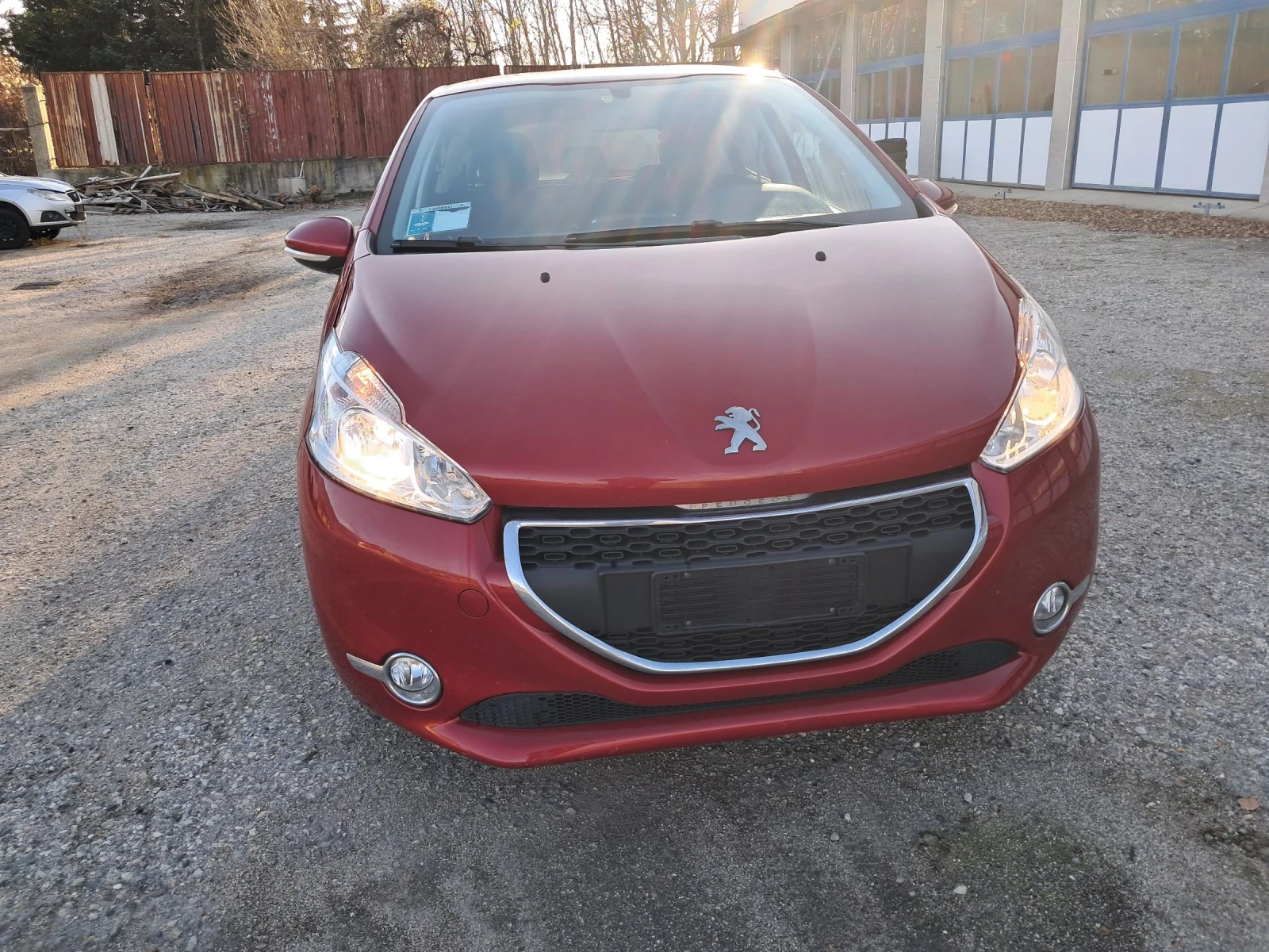 Peugeot 208 1.6 dizel, снимка 1