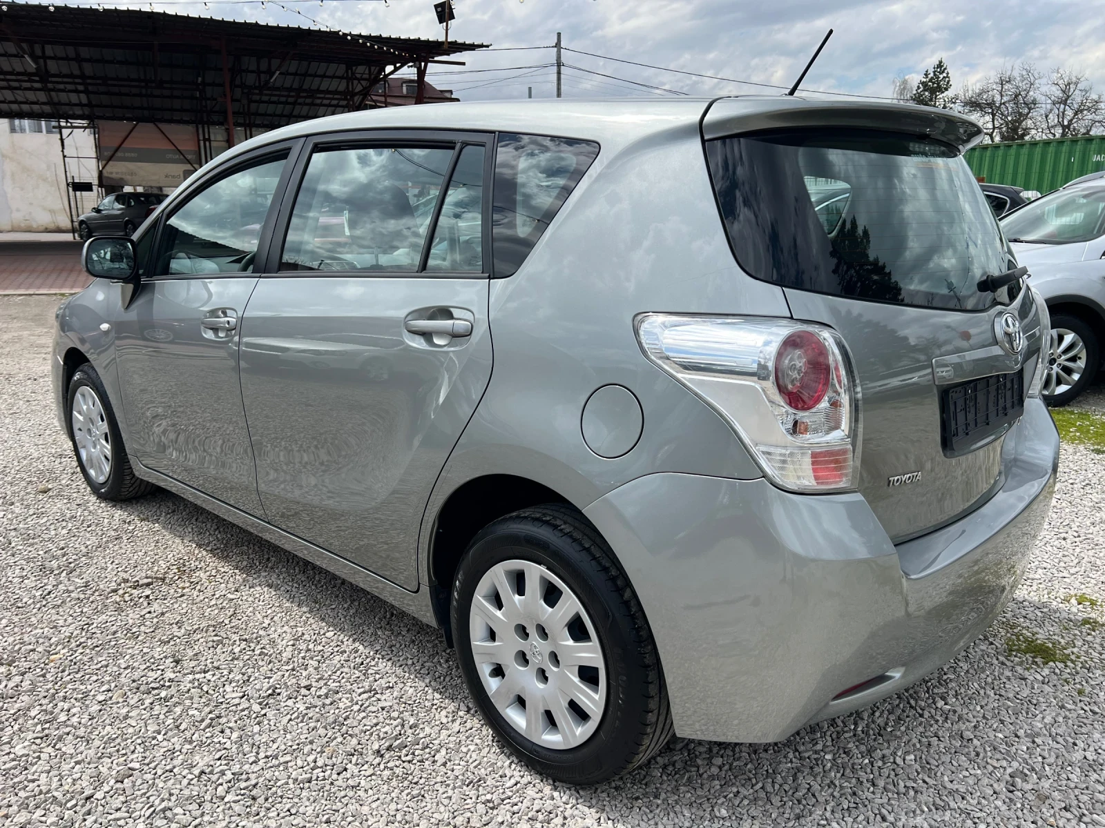 Toyota Verso 1.8* ШВЕЙЦАРИЯ* 7МЕСТА*  - изображение 7