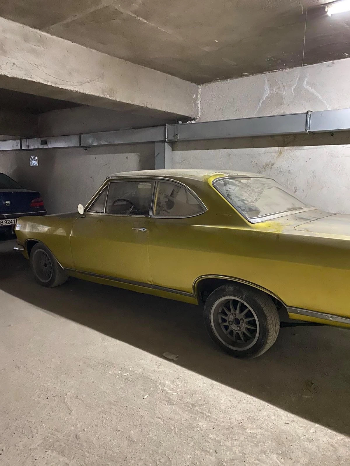 Opel Rekord В купе - изображение 3
