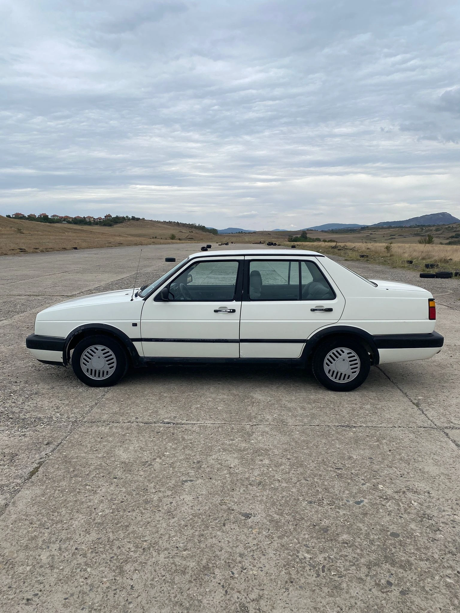 VW Jetta  - изображение 3