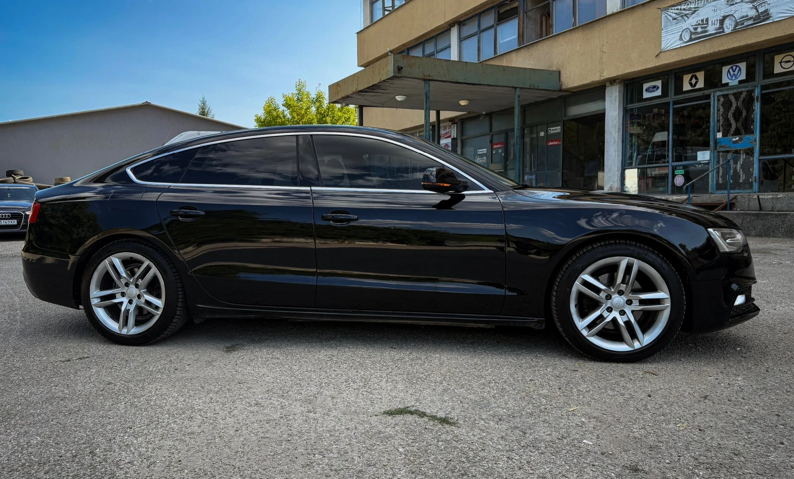 Audi A5 2.0TDI SPORTBACK 3xS-Line FACELIFT - изображение 9