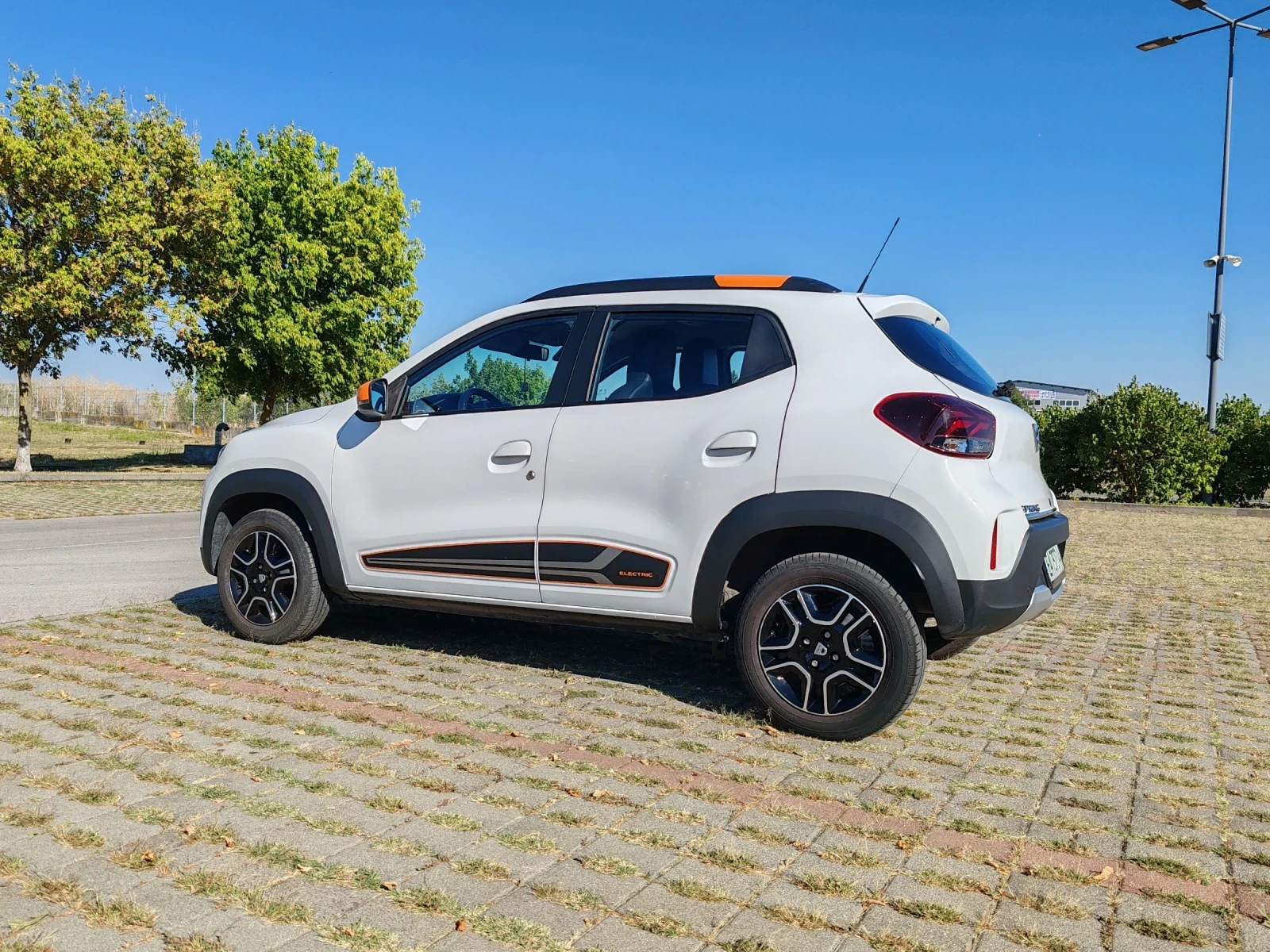 Dacia Spring 45к.с CCS port Гаранция - изображение 4