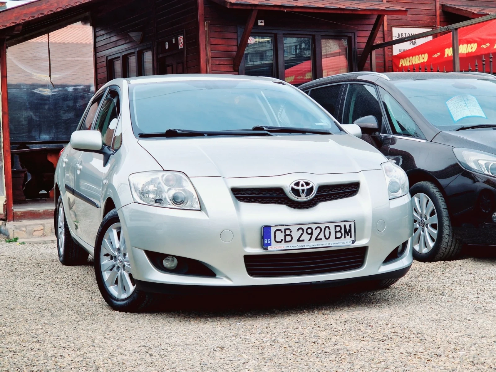 Toyota Auris 2.0 D4D - изображение 2