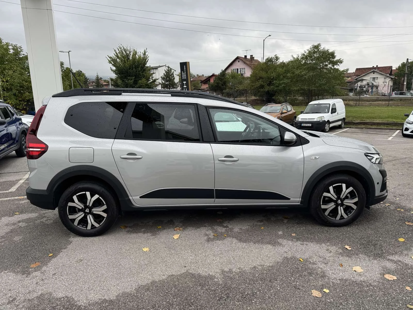 Dacia Jogger 1.0TCe 110k.c. - изображение 7
