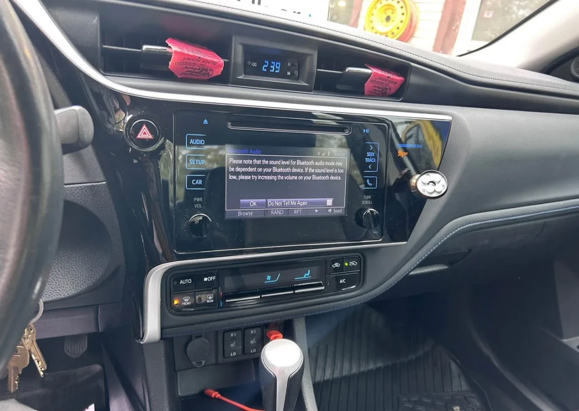 Toyota Corolla CARFAX * * АВТО КРЕДИТ * *  - изображение 6