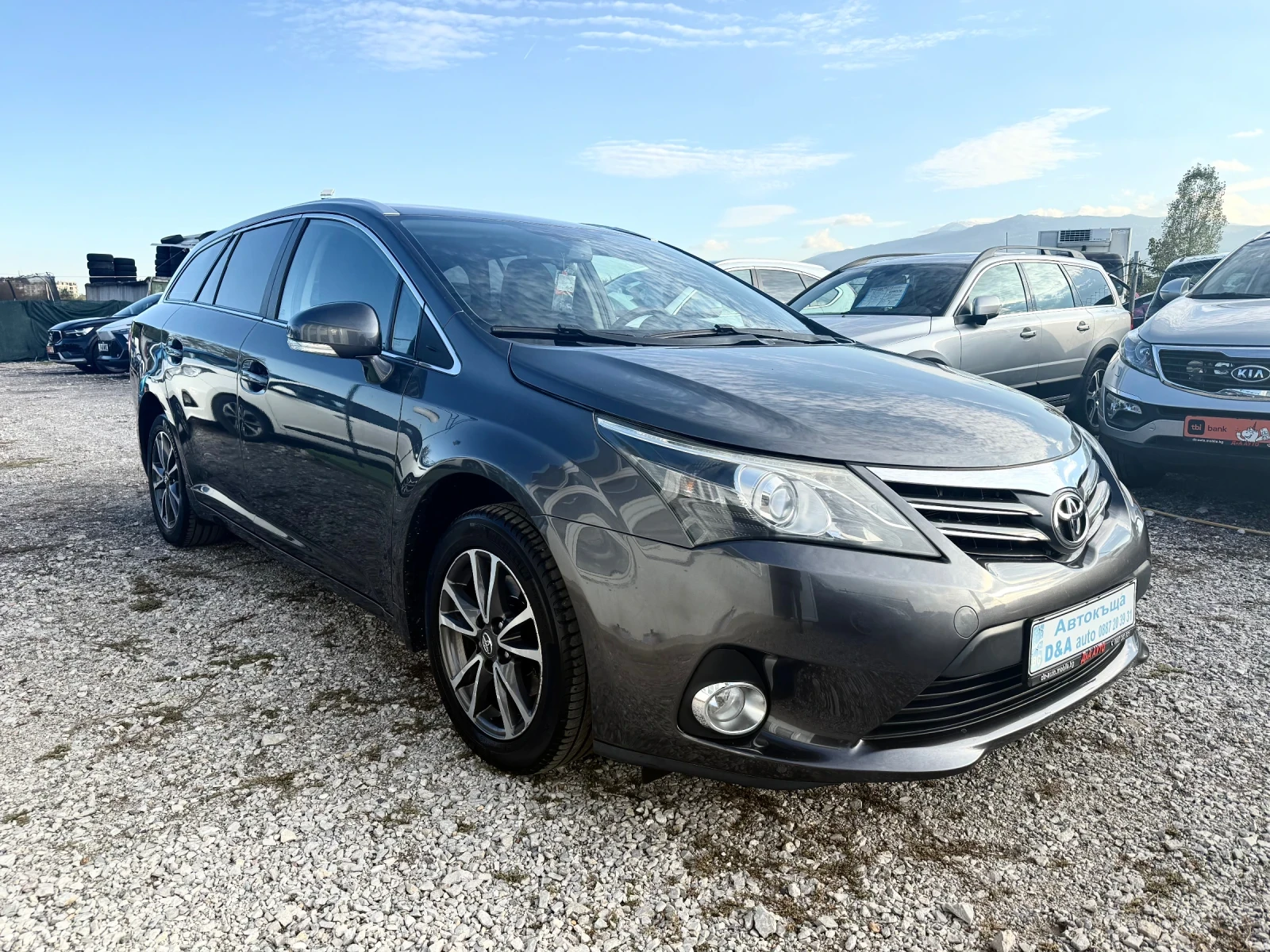 Toyota Avensis 2.0i Швейцария Facelift  - изображение 4