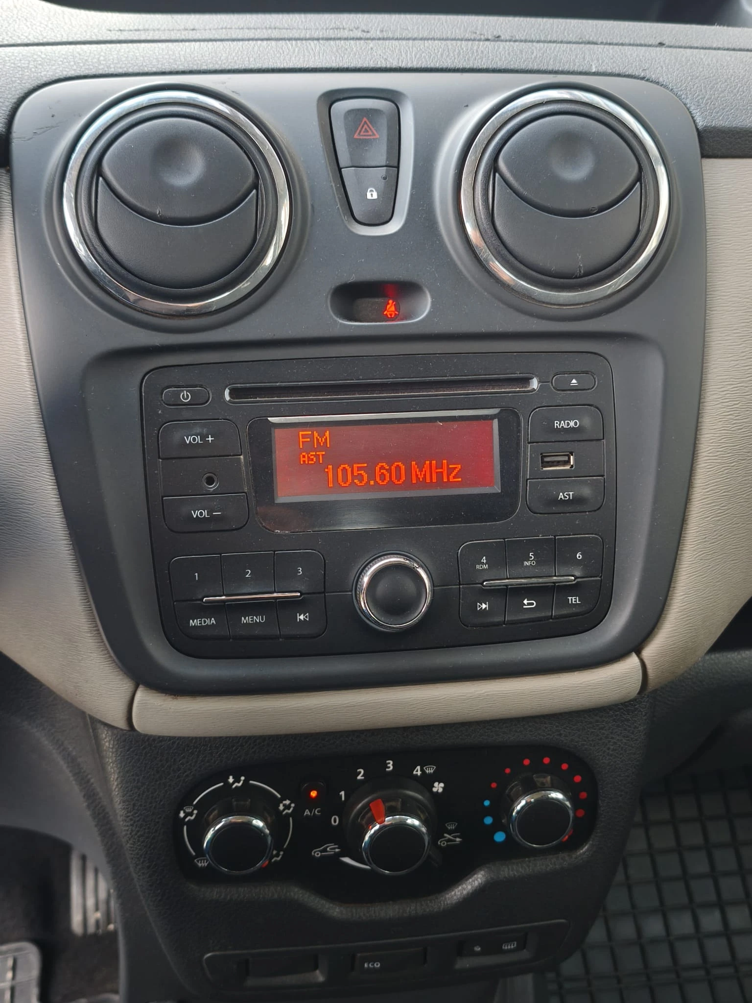 Dacia Dokker 1.5 DCI EURO 6B - изображение 8