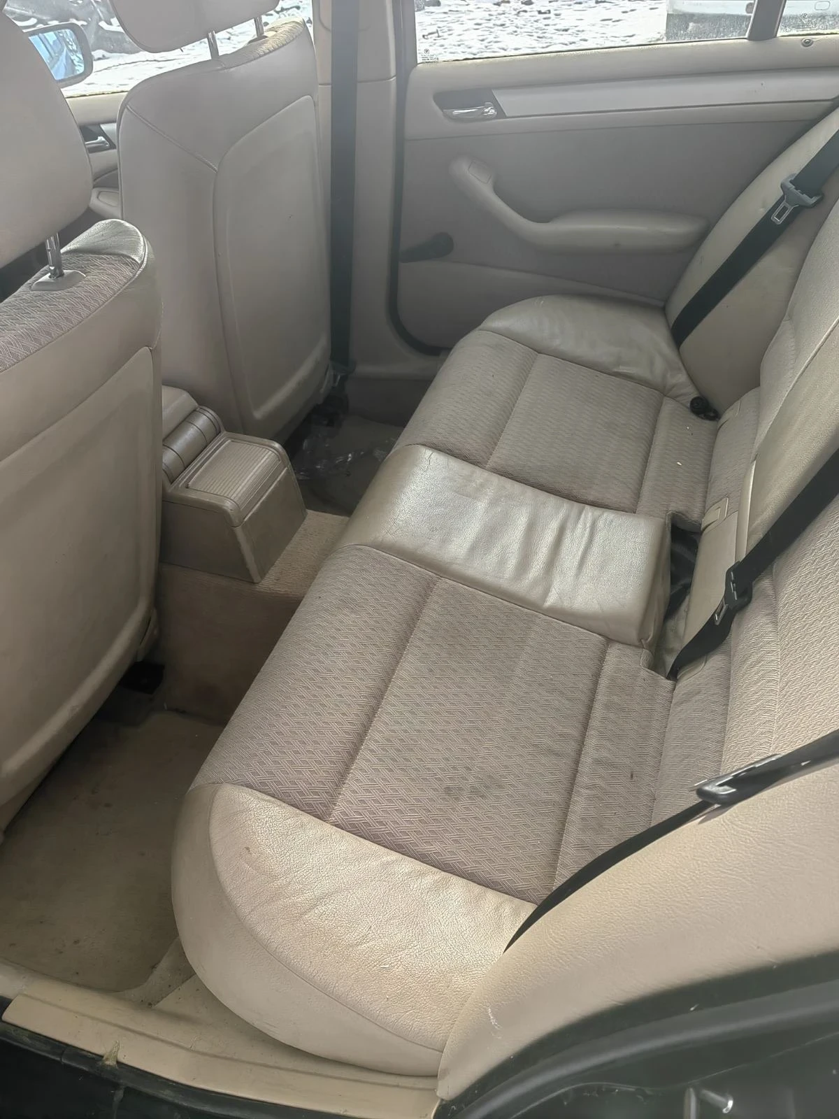 BMW 320 2.0 - изображение 8