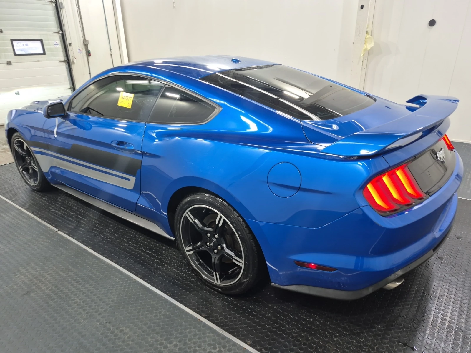 Ford Mustang ECOBOOST, снимка 5 - Автомобили и джипове - 53761096
