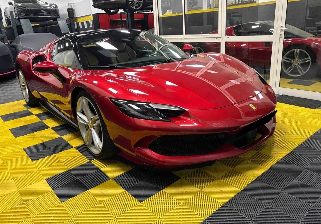 Ferrari 296 GTS Spider