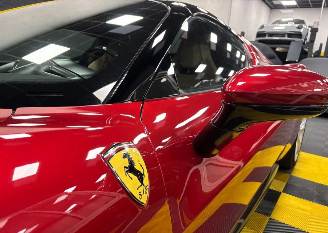 Ferrari 296 GTS Spider, снимка 8 - Автомобили и джипове - 54339599