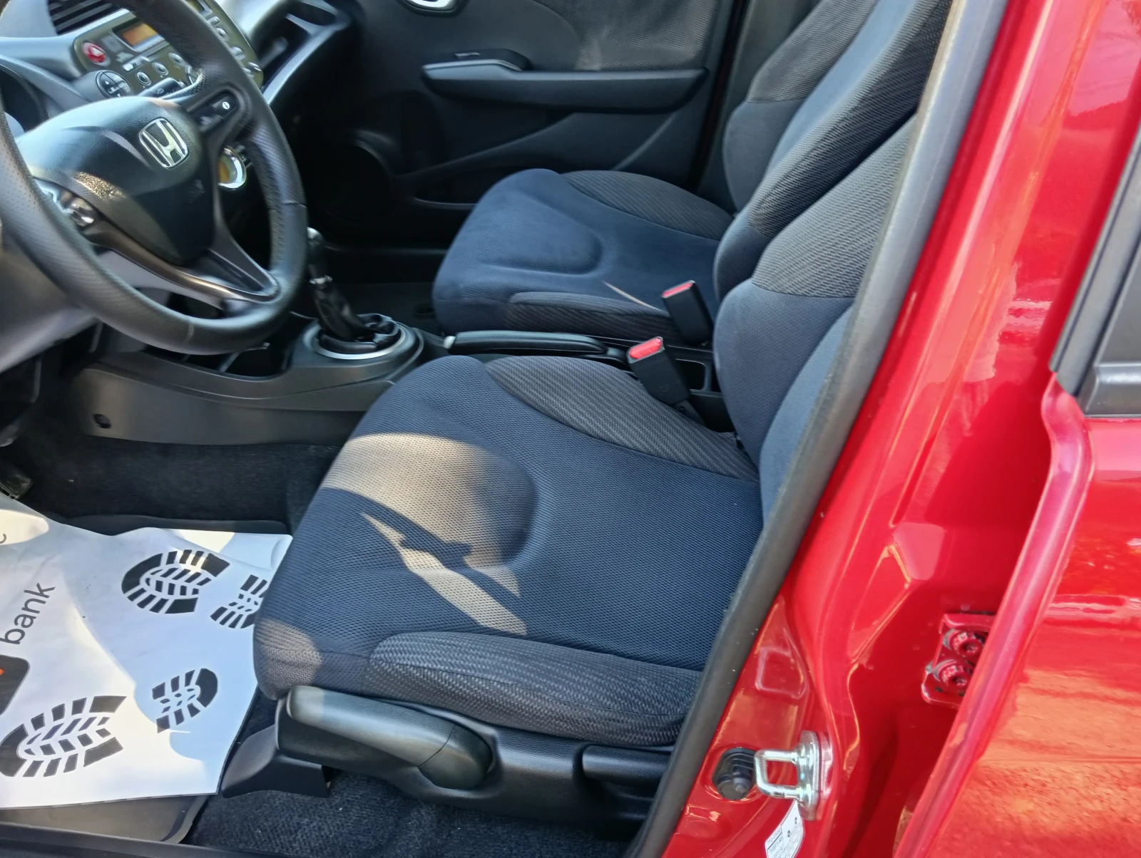 Honda Jazz 1.4i 100ps. FACELIFT, снимка 9 - Автомобили и джипове - 54681510
