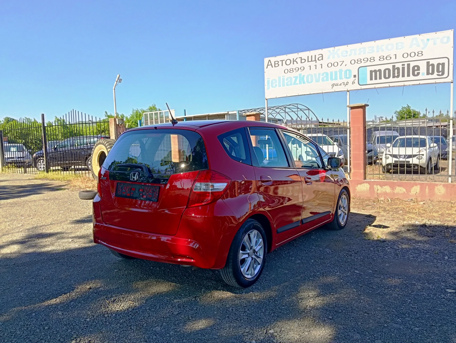 Honda Jazz 1.4i 100ps. FACELIFT, снимка 4 - Автомобили и джипове - 54681510