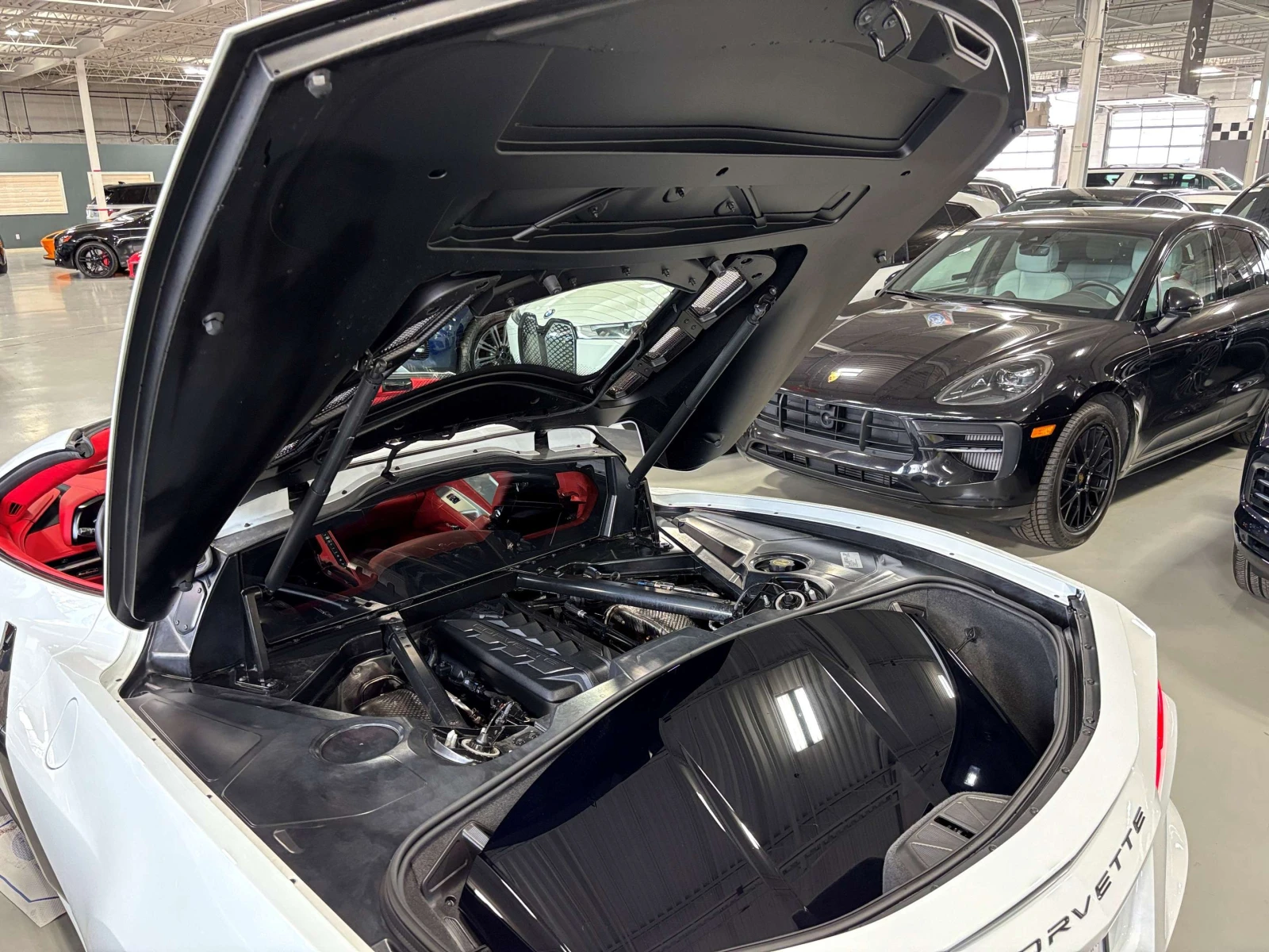 Chevrolet Corvette Stingray / BOSE / ЧЕРВЕН САЛОН / ЦЕНА ДО БГ, снимка 16 - Автомобили и джипове - 54899706