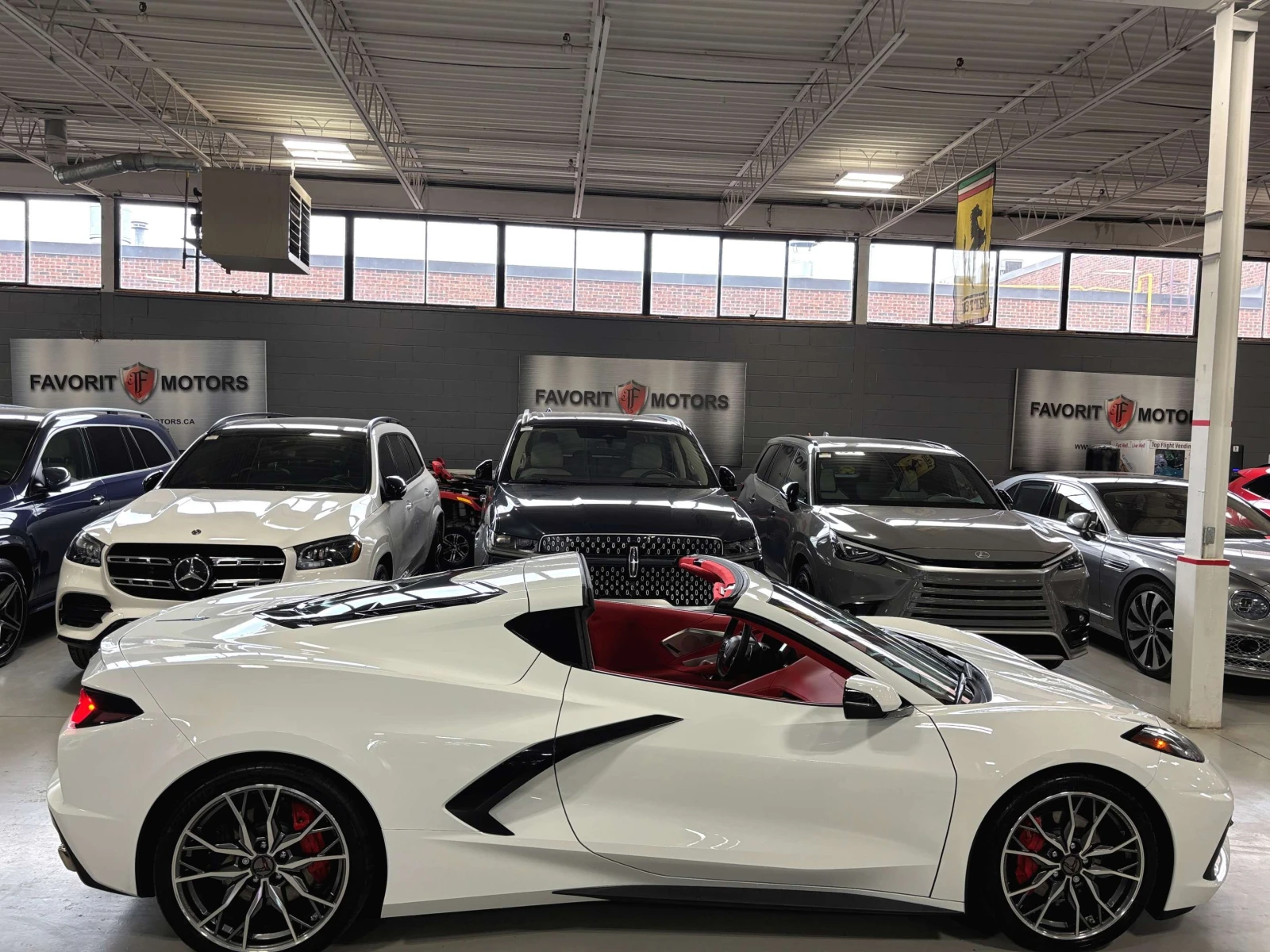 Chevrolet Corvette Stingray / BOSE / ЧЕРВЕН САЛОН / ЦЕНА ДО БГ, снимка 5 - Автомобили и джипове - 54899706