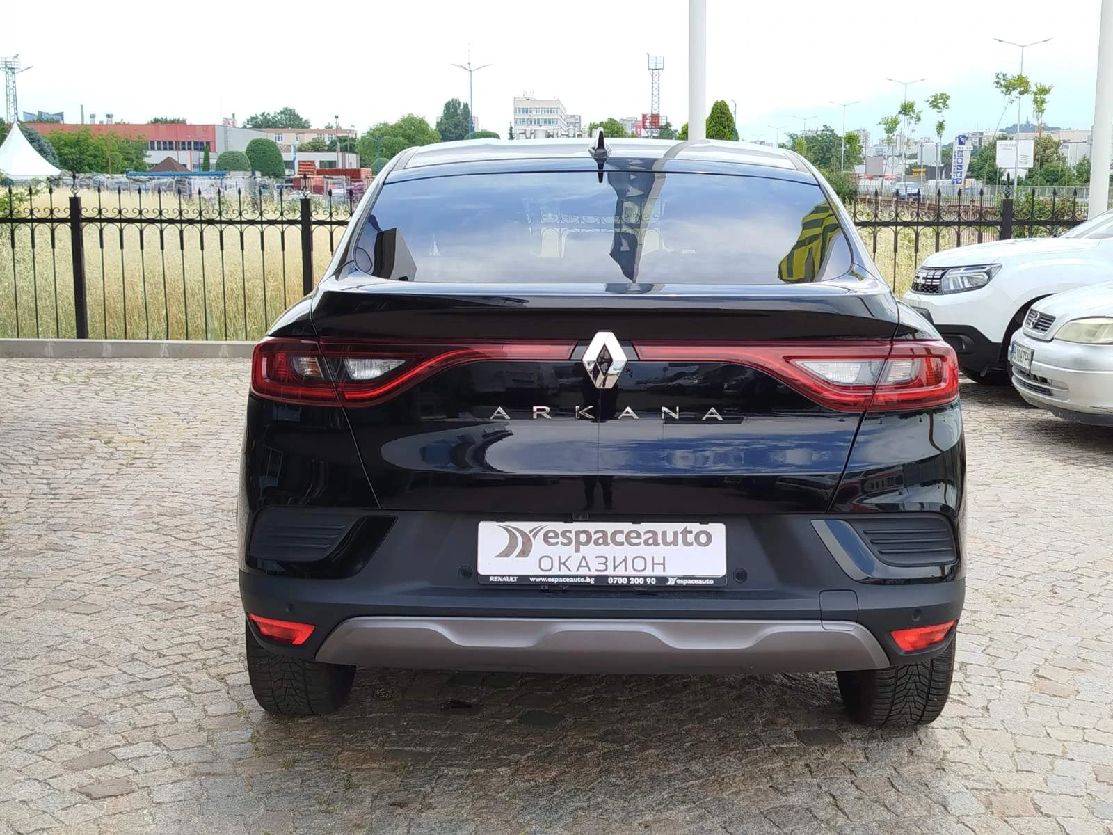 Renault Arkana 1.3 TCe / 140 к.с/ EDC, снимка 6 - Автомобили и джипове - 54943568