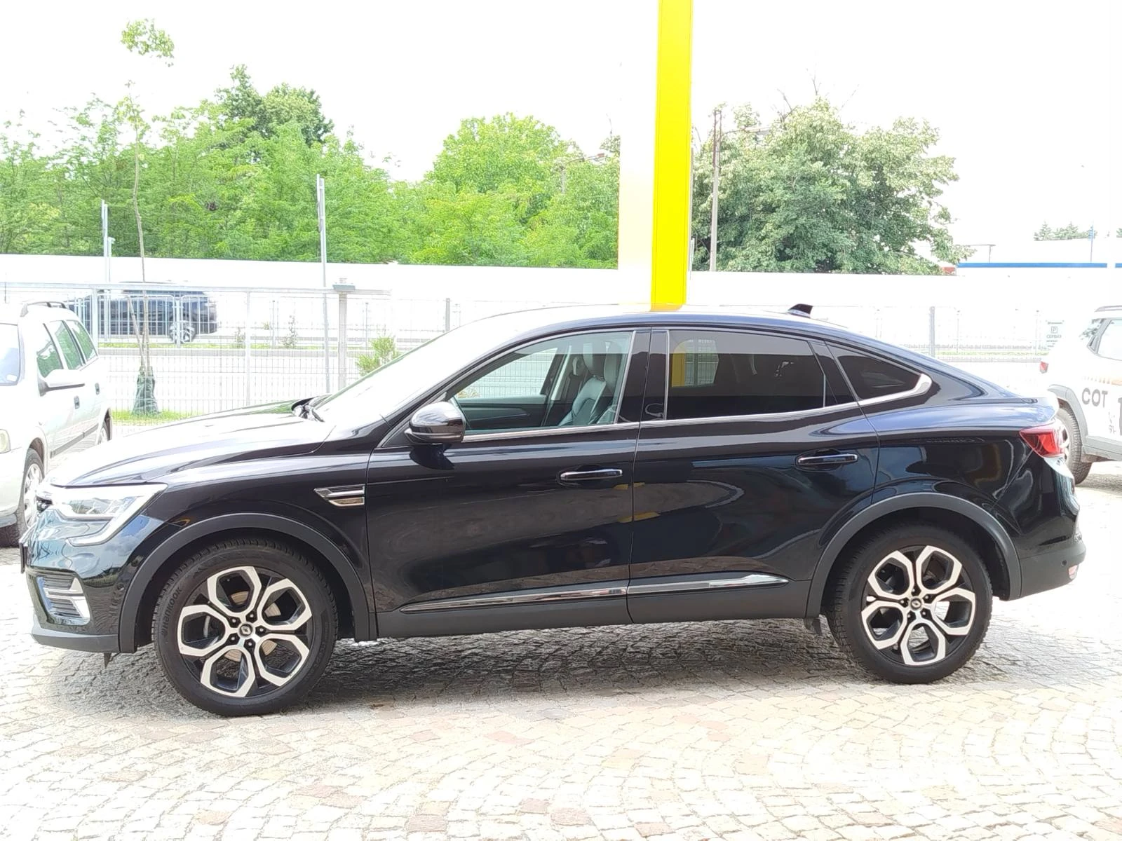 Renault Arkana 1.3 TCe / 140 к.с/ EDC, снимка 8 - Автомобили и джипове - 54943568
