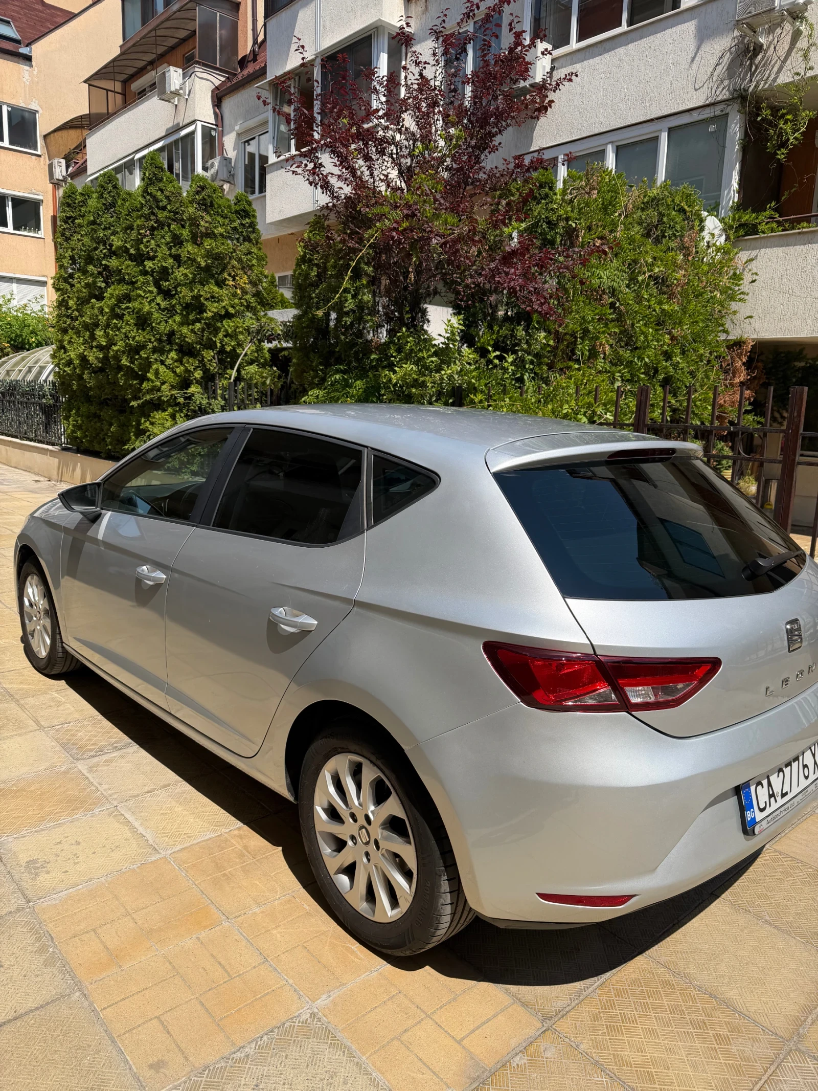Seat Leon, снимка 5 - Автомобили и джипове - 55340244