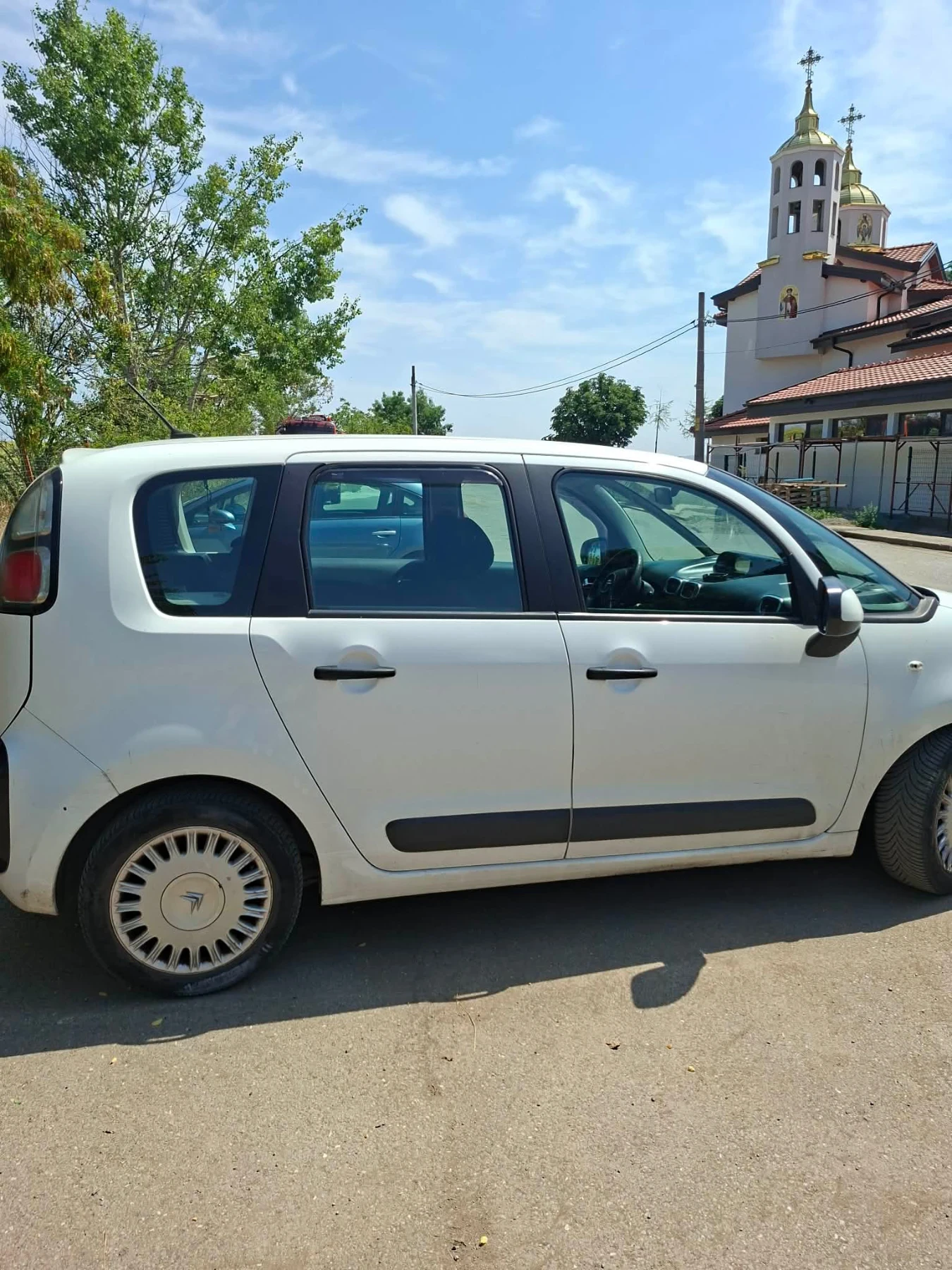 Citroen C3 Picasso, снимка 5 - Автомобили и джипове - 55341968
