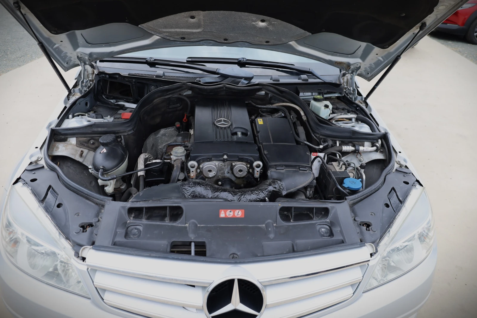 Mercedes-Benz C 200 COMPRESSOR, снимка 7 - Автомобили и джипове - 55379963