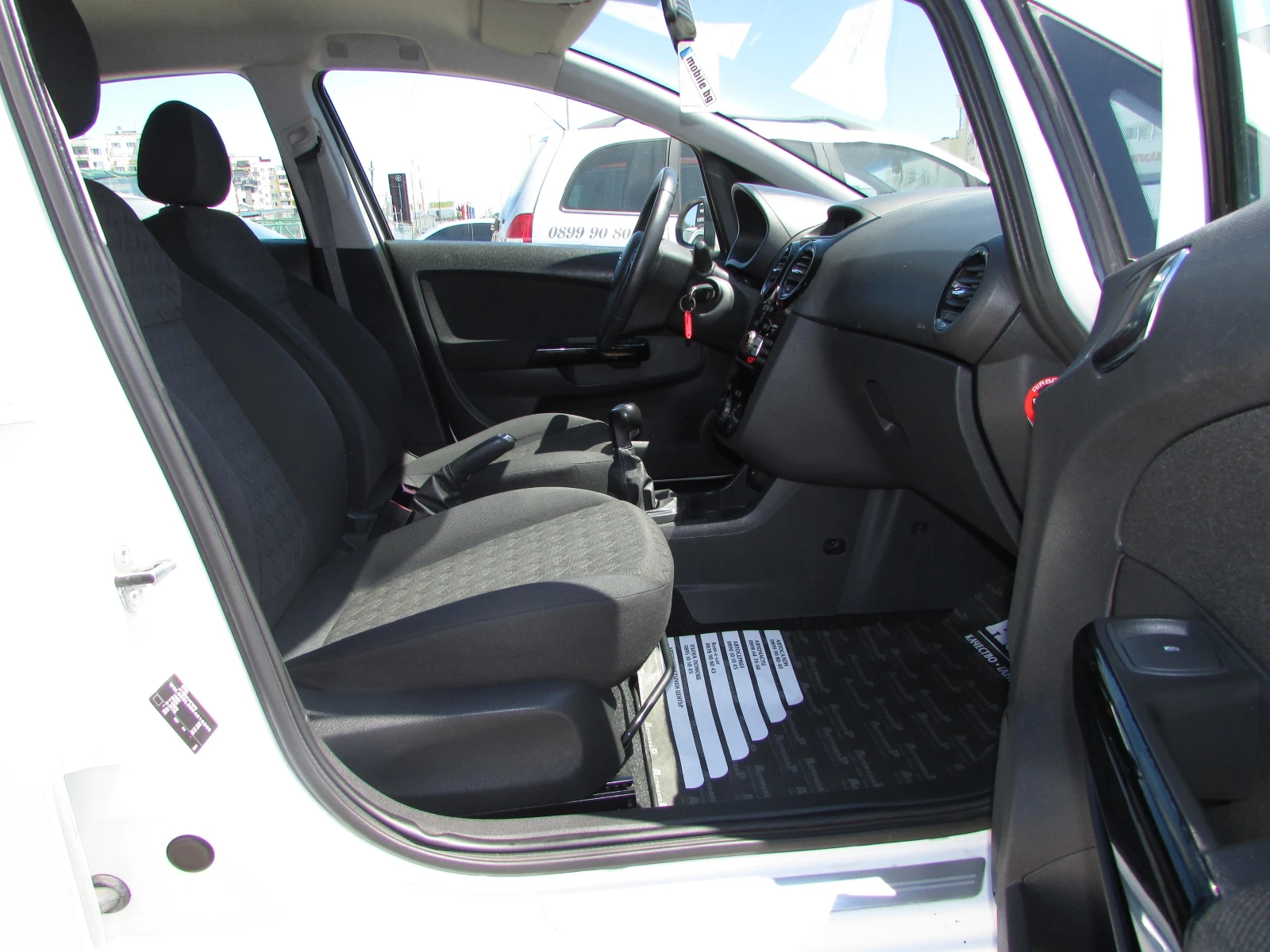 Opel Corsa 1.0i EU5B 65000км, снимка 10 - Автомобили и джипове - 55503528