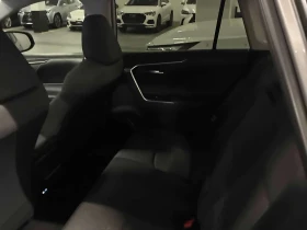 Toyota Rav4 * Hybrid XLE * CARFAX * ПАНО * KEYLESS * ПОДГРЕВ, снимка 12