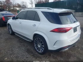 Mercedes-Benz GLE 580 4MATIC/360/PANO/BURMESTER/ОБДУХВАНЕ - 97000 лв. / 49595.31 € - 72823428 3