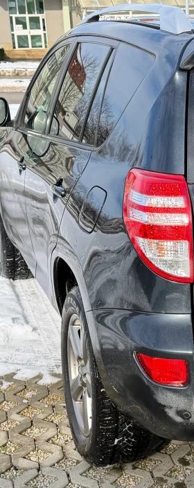 Toyota Rav4 2.2 D-4D - 10500 € / 20536.22 лв. - 80391997 5