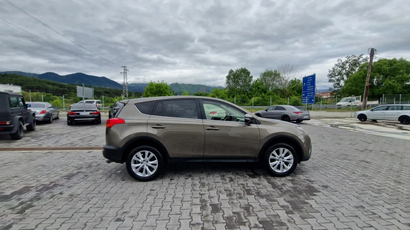 Toyota Rav4 ЛИЗИНГ, снимка 8 - Автомобили и джипове - 45665881