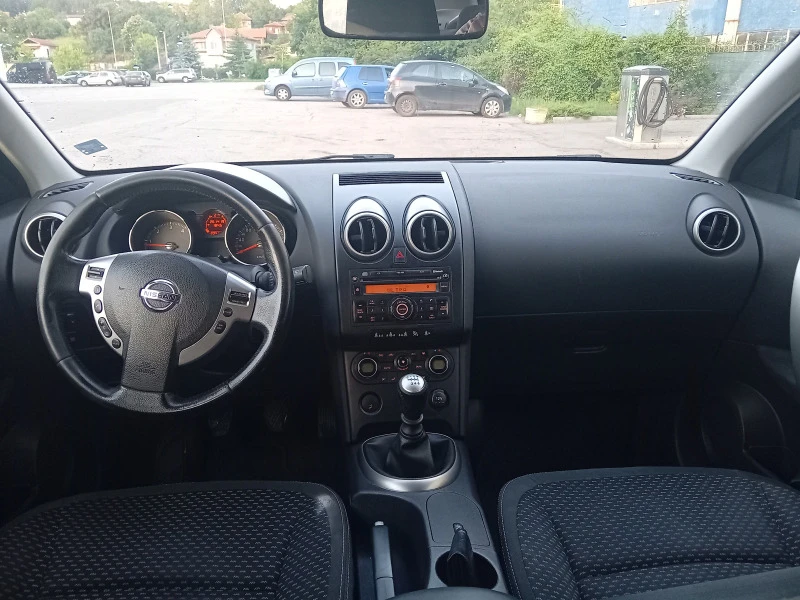 Nissan Qashqai, снимка 5 - Автомобили и джипове - 47203741