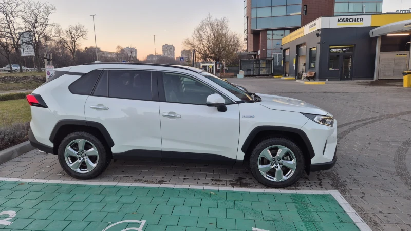 Toyota Rav4 AWD Hybrid, снимка 3 - Автомобили и джипове - 48338287