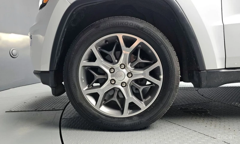 Jeep Grand cherokee, снимка 5 - Автомобили и джипове - 52914414