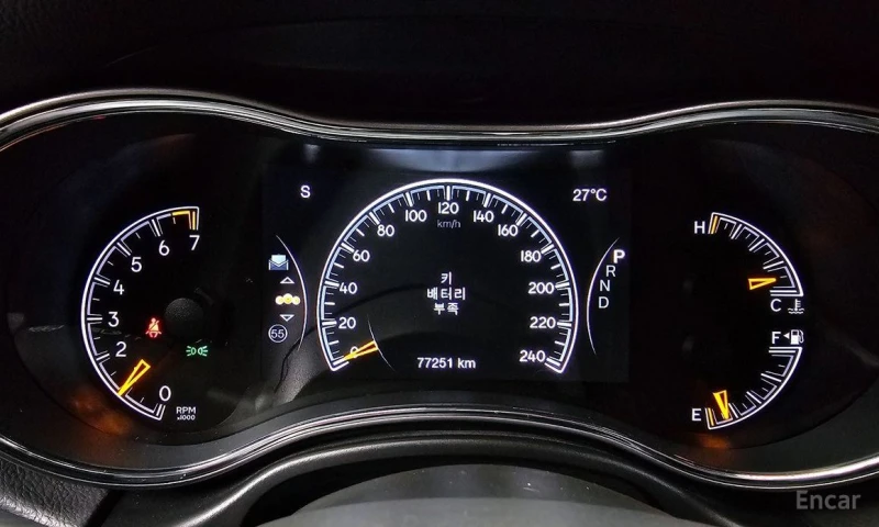 Jeep Grand cherokee, снимка 8 - Автомобили и джипове - 52914414