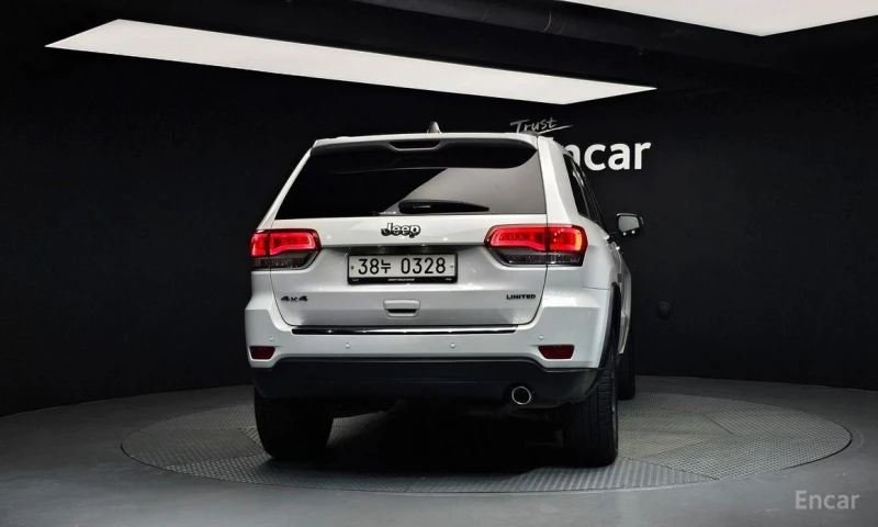 Jeep Grand cherokee, снимка 4 - Автомобили и джипове - 52914414