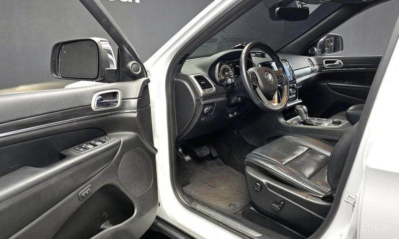 Jeep Grand cherokee, снимка 11 - Автомобили и джипове - 52914414