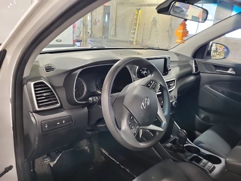 Hyundai Tucson * ESSENTIAL * CARFAX * ЦЕНА ДО БЪЛГАРИЯ, снимка 9 - Автомобили и джипове - 53088525