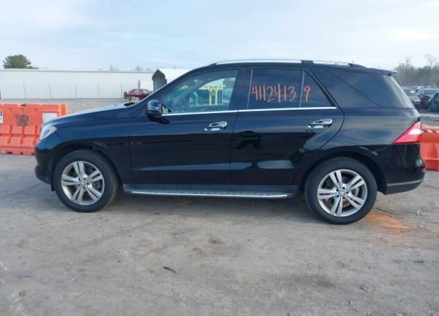 Mercedes-Benz ML 350 4MATIC* Harman-Kardon* обдух* пано* камера* keyles, снимка 3 - Автомобили и джипове - 48530557