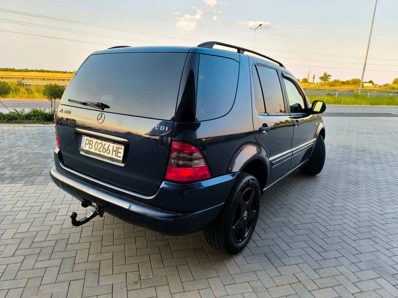 Mercedes-Benz ML 270 163к.с. - изображение 4