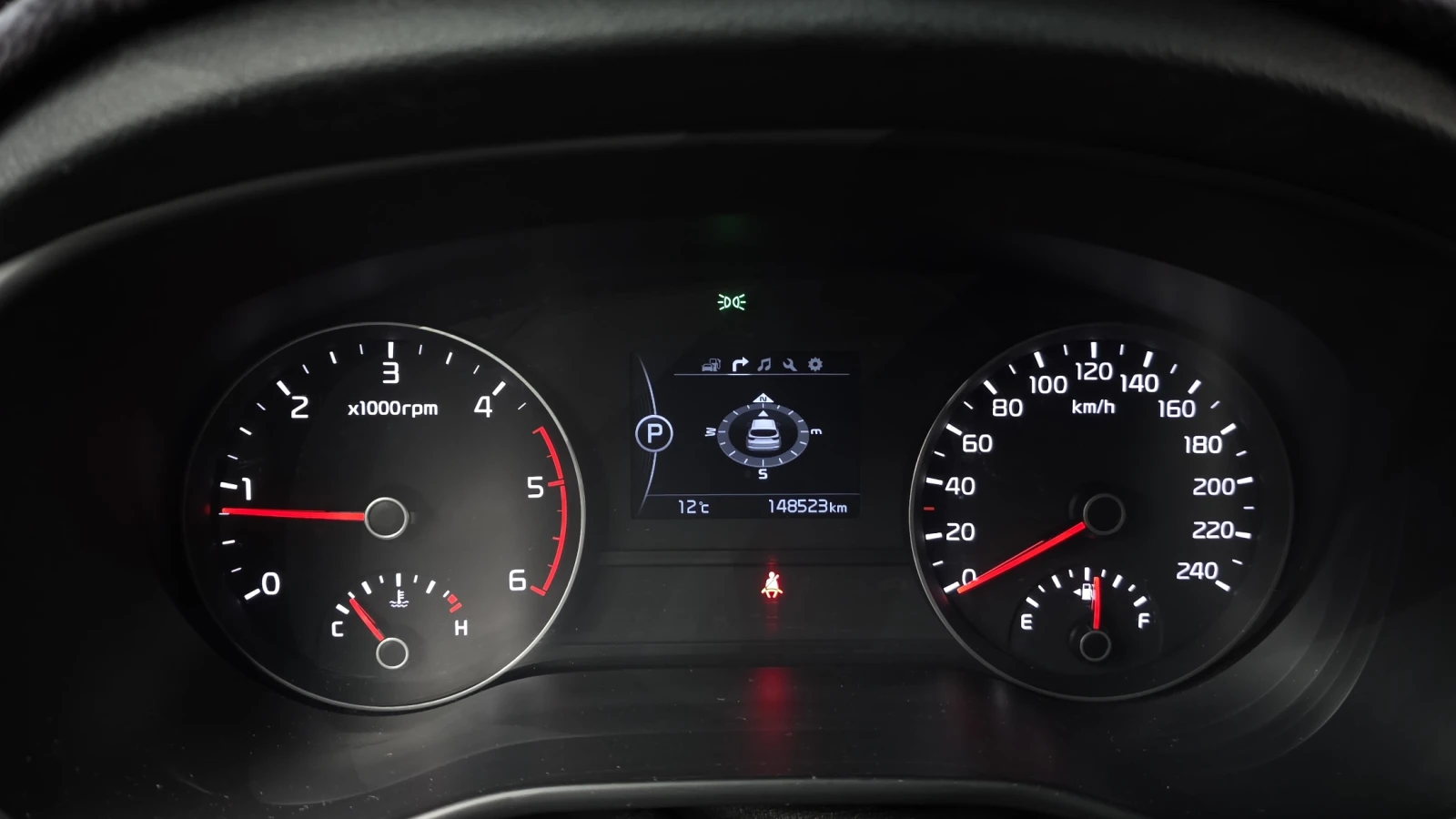 Kia Sportage 2.0 2WD NOBLESSE PLUS - изображение 7