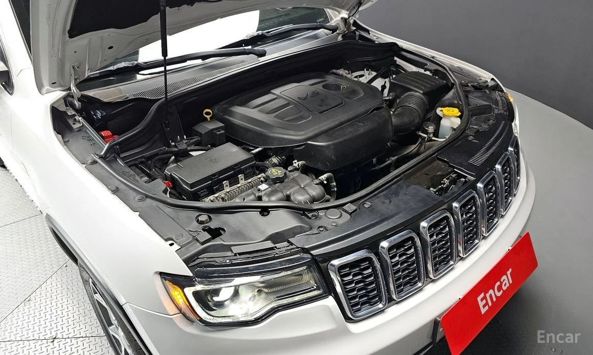 Jeep Grand cherokee  - изображение 6