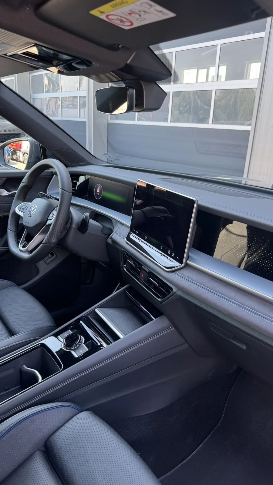 VW Tayron 1.5 eTSI R-line  НОВА!, снимка 10 - Автомобили и джипове - 54189981